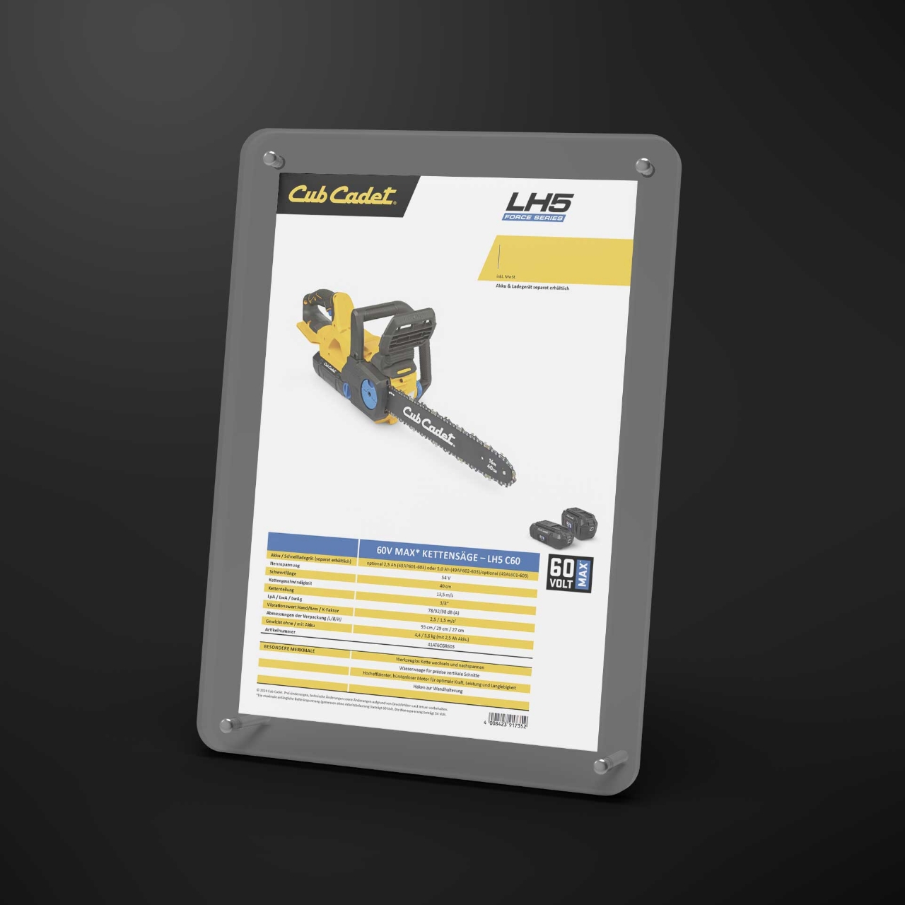 Produktdatenblatt einer Cub Cadet Motorsäge in Rahmenhalterung – mit Abbildung, Logo und technischen Daten.